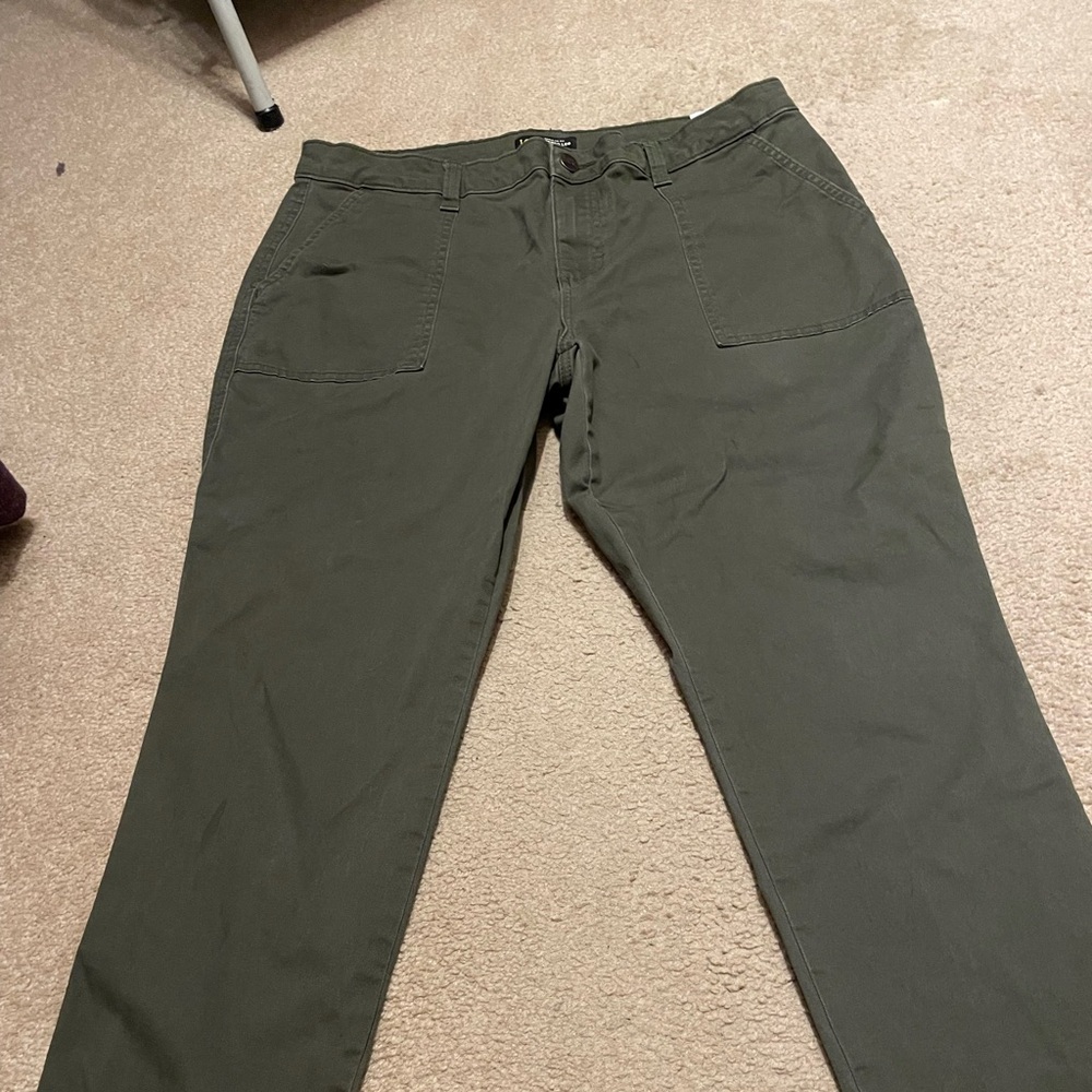 Lee Pants